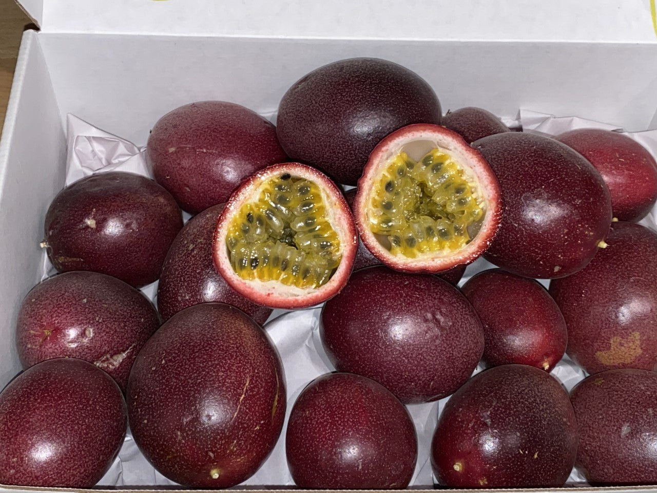 12 LB Fresh Passion Fruit Box